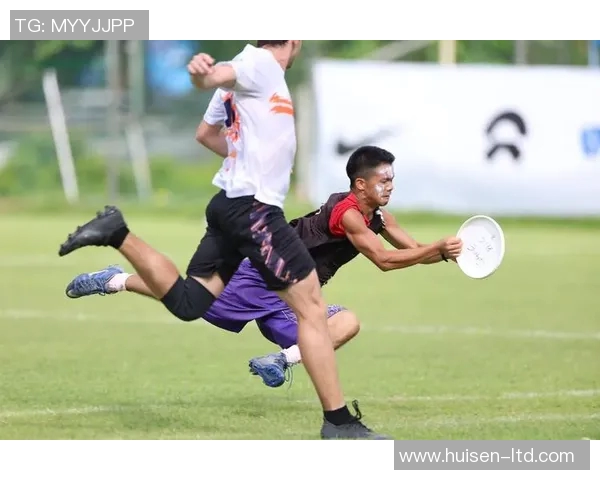 武汉飞盘队的奋斗与荣耀：极限运动会的精彩瞬间与成长故事